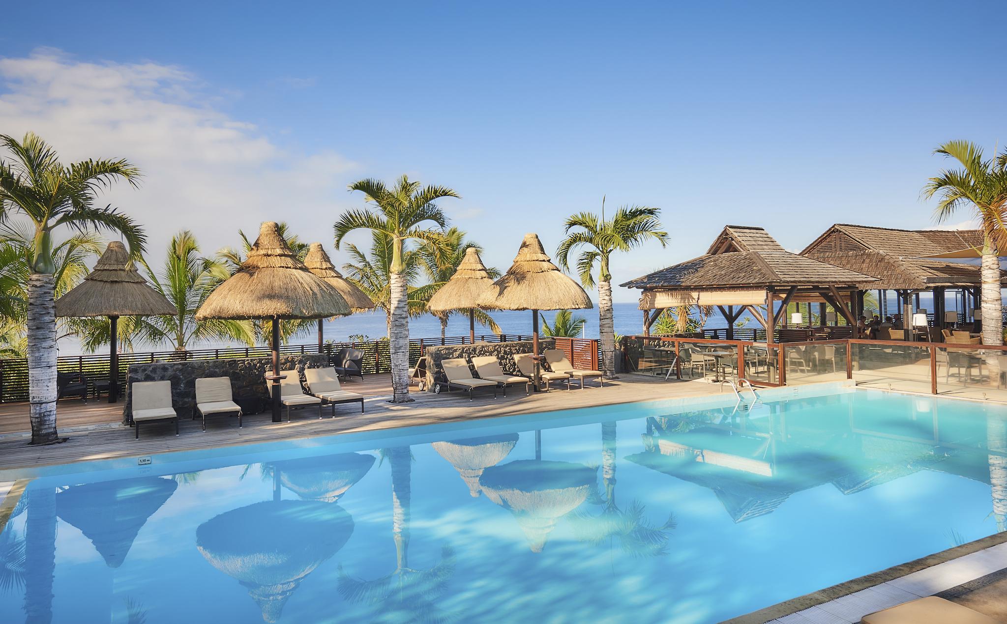 Iloha Seaview Hotel แซ็งต์-เลอ ภายนอก รูปภาพ