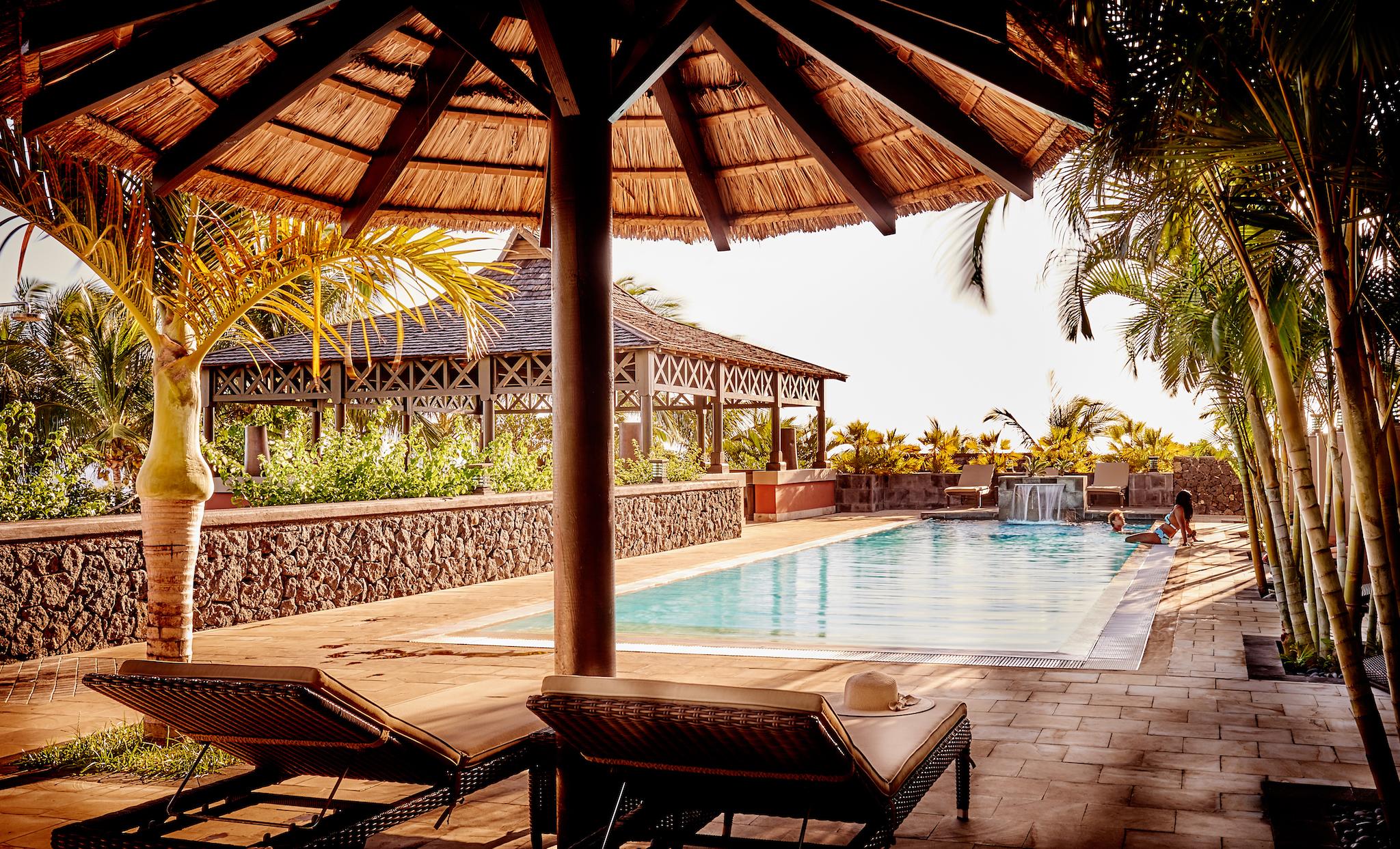 Iloha Seaview Hotel แซ็งต์-เลอ ภายนอก รูปภาพ