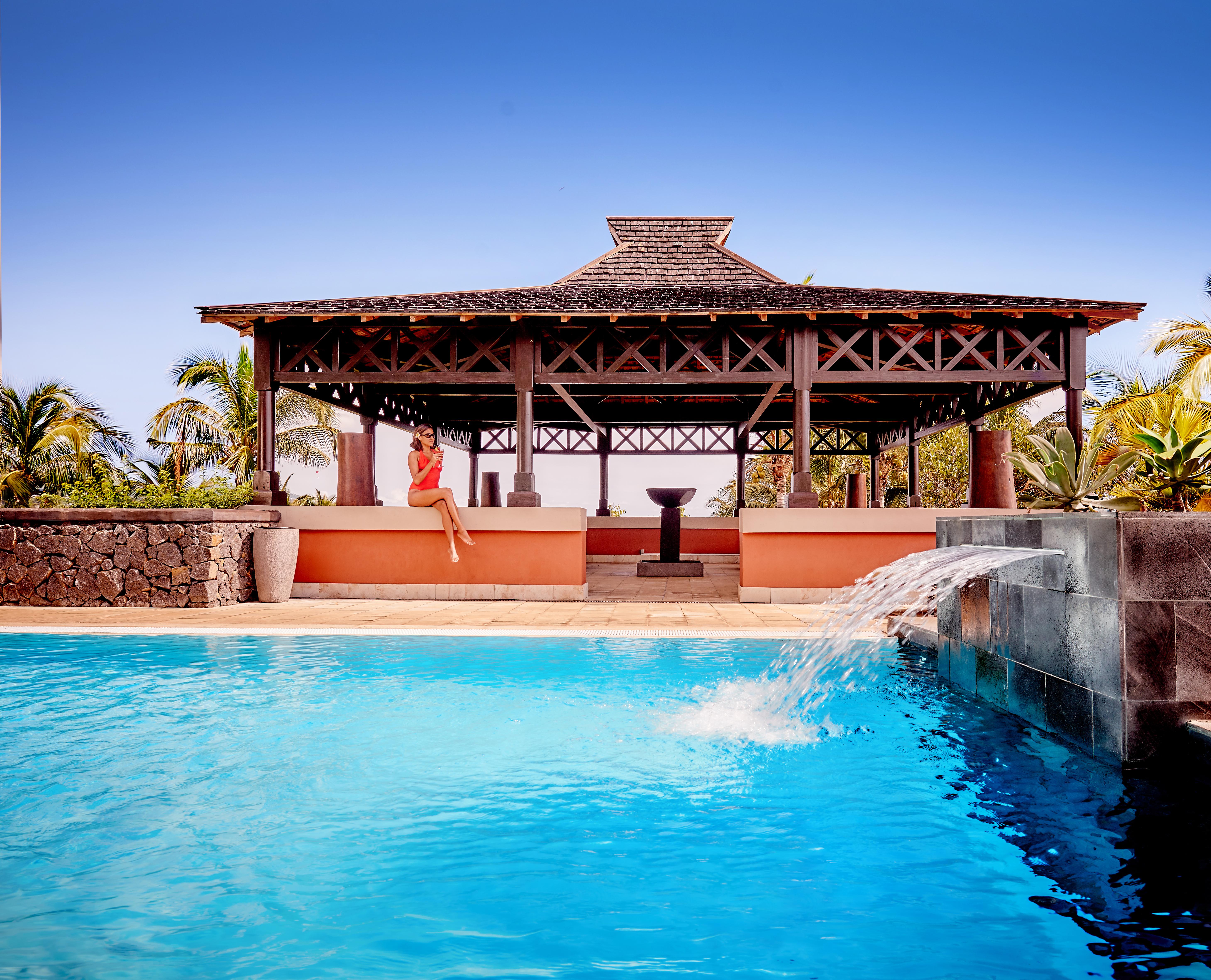 Iloha Seaview Hotel แซ็งต์-เลอ ภายนอก รูปภาพ