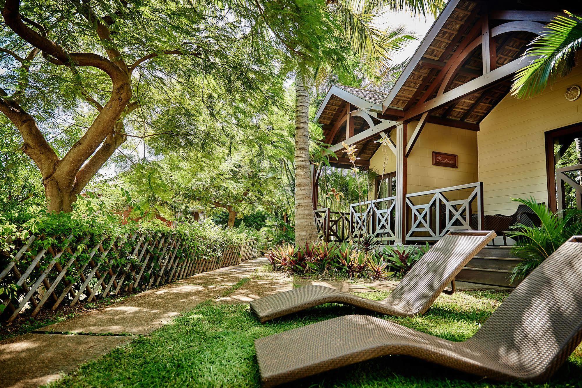 Iloha Seaview Hotel แซ็งต์-เลอ ภายนอก รูปภาพ