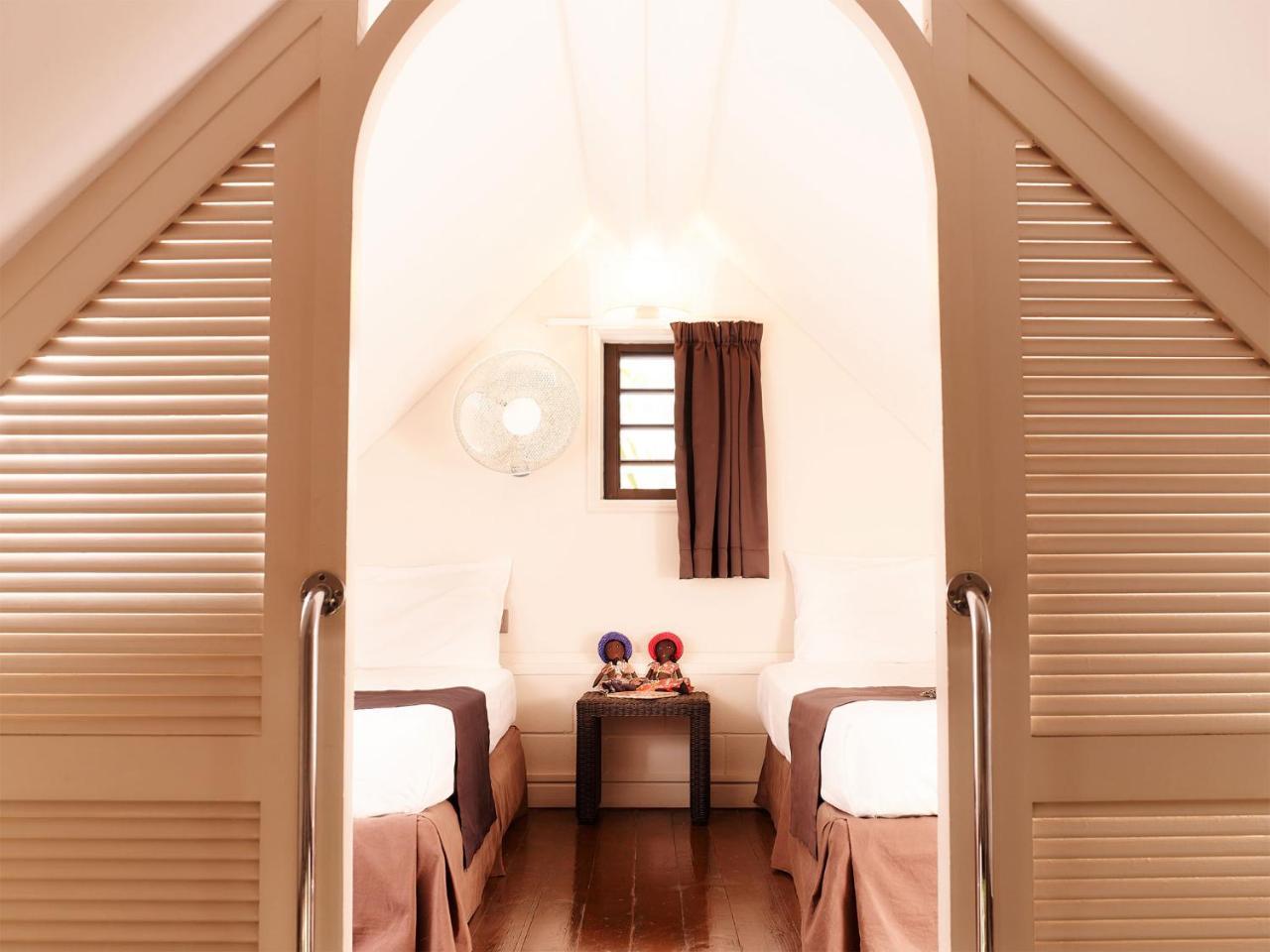 Iloha Seaview Hotel แซ็งต์-เลอ ภายนอก รูปภาพ